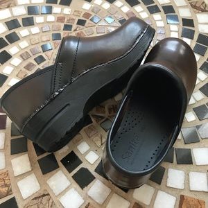 Leather Clogs